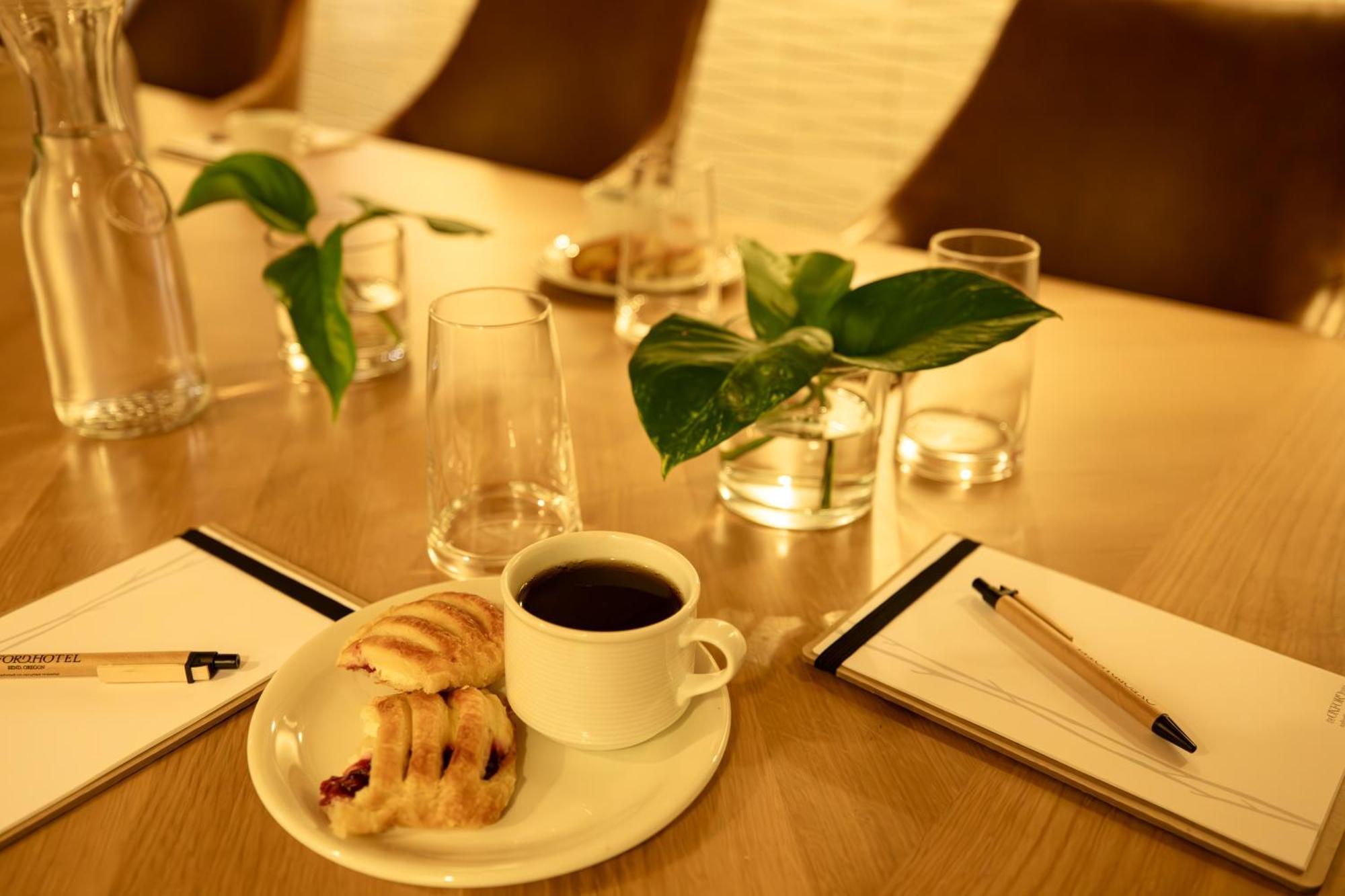 Oxford Hotel Bend Εξωτερικό φωτογραφία