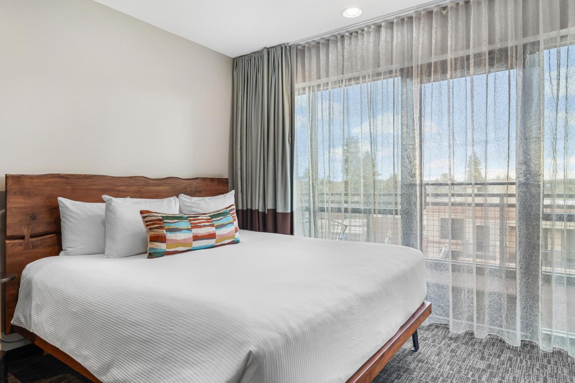 Oxford Hotel Bend Εξωτερικό φωτογραφία